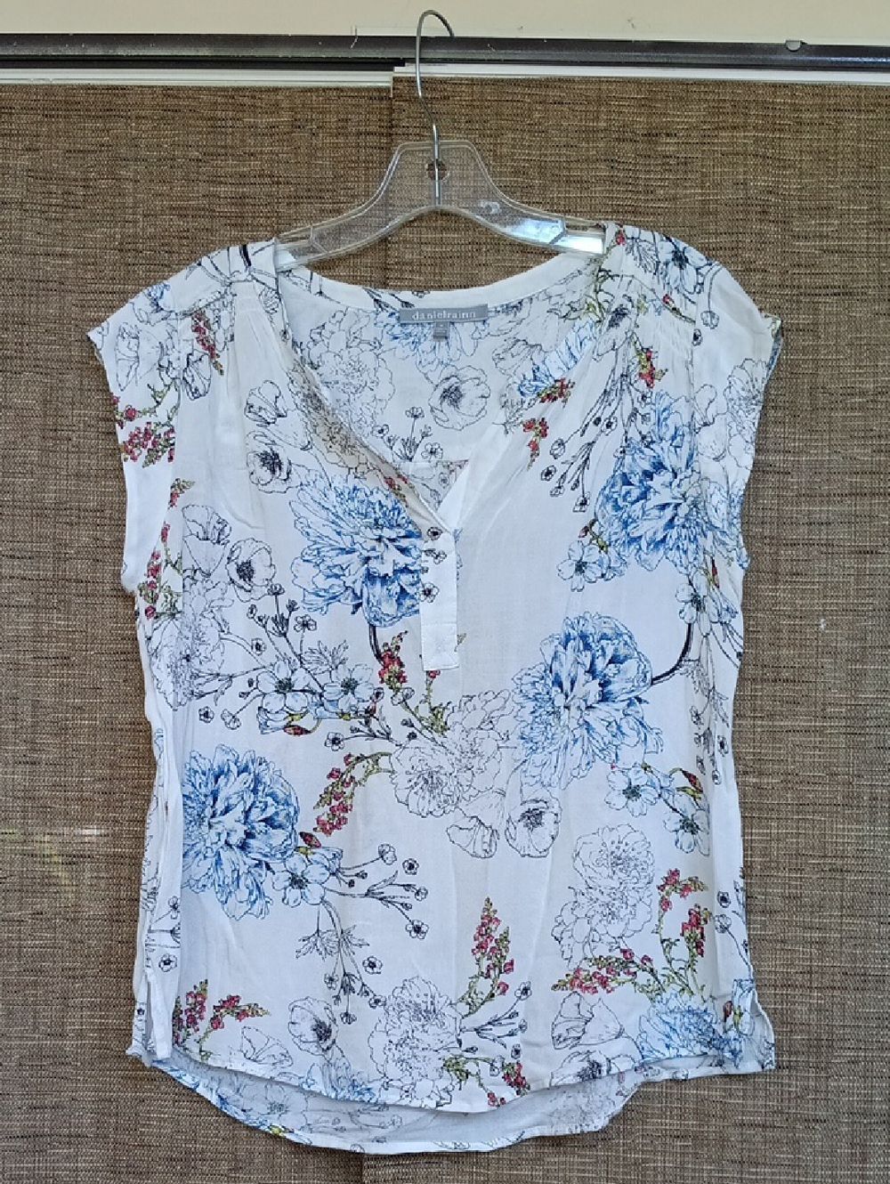 Daniel Rainn Off White Top Floral Print